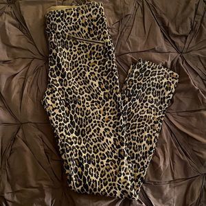 Girl’s Knit Cheetah Print Jeggings